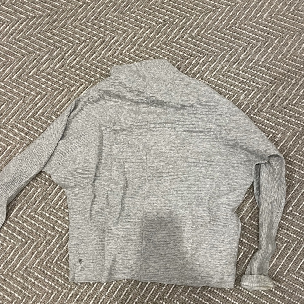 LULU LEMON RUNNING HIGH KNECK GREY SWEATSHIRT SOFT